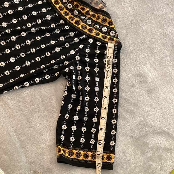 Sassy, pretty and so comfortable- summery dress - Picture 3 of 6